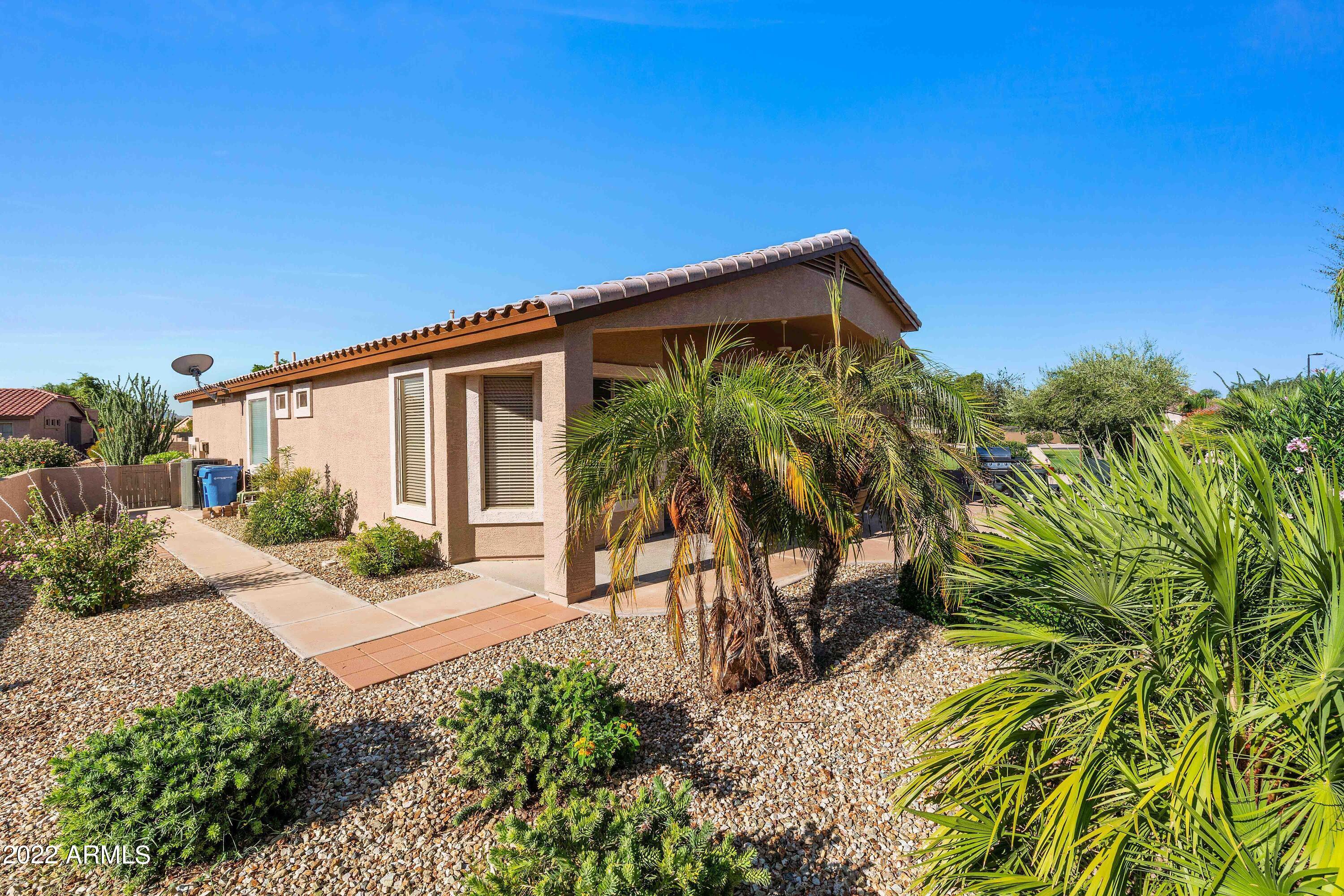 4280 East Walnut Road Gilbert, AZ 85298 - Photo 29 of 73 4280 E-033-036-PAT 0603-MLS_Size