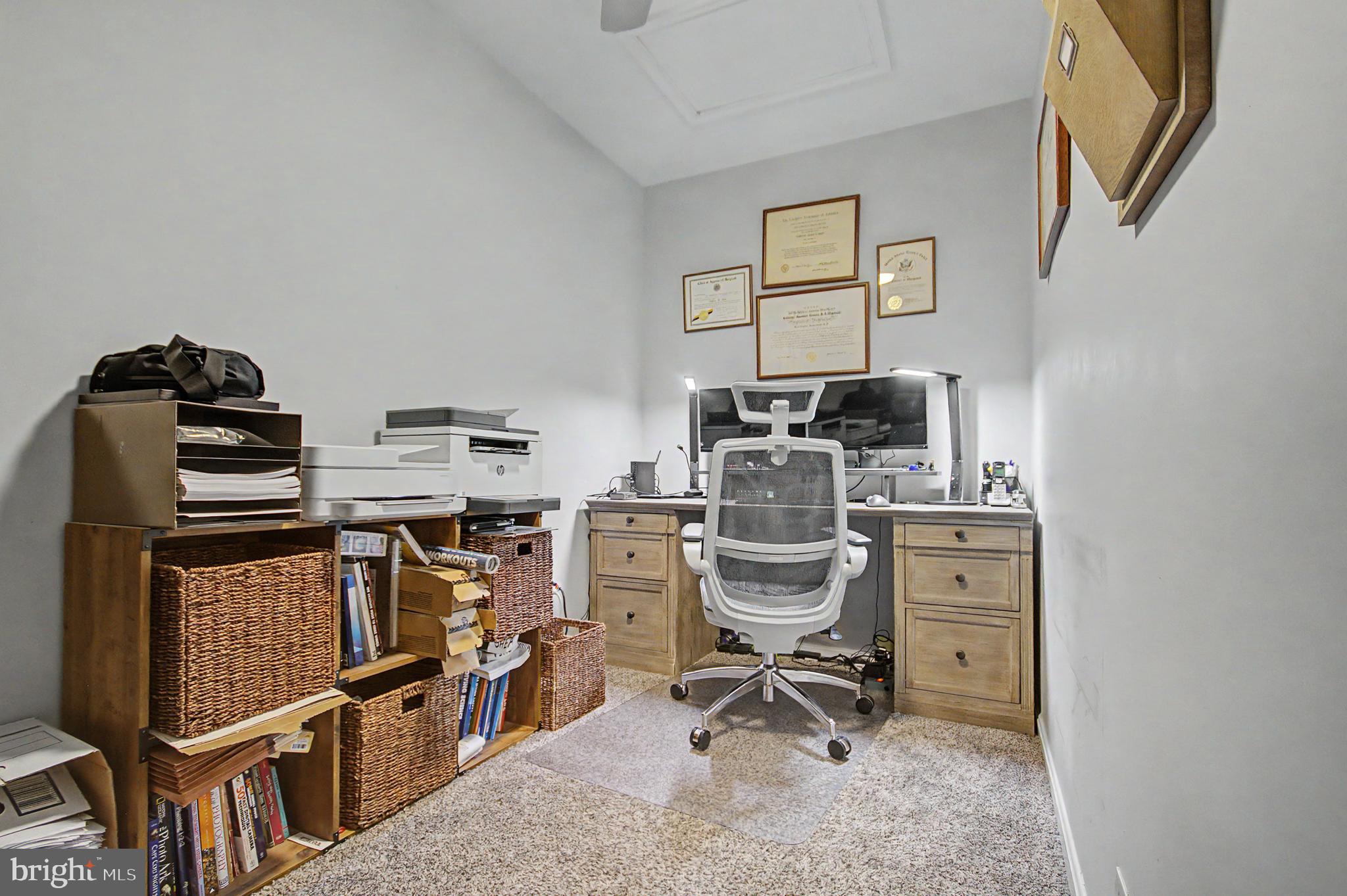 2607 Compass Drive Annapolis, MD 21401 - Photo 38 of 61 a view of a workspace with furniture