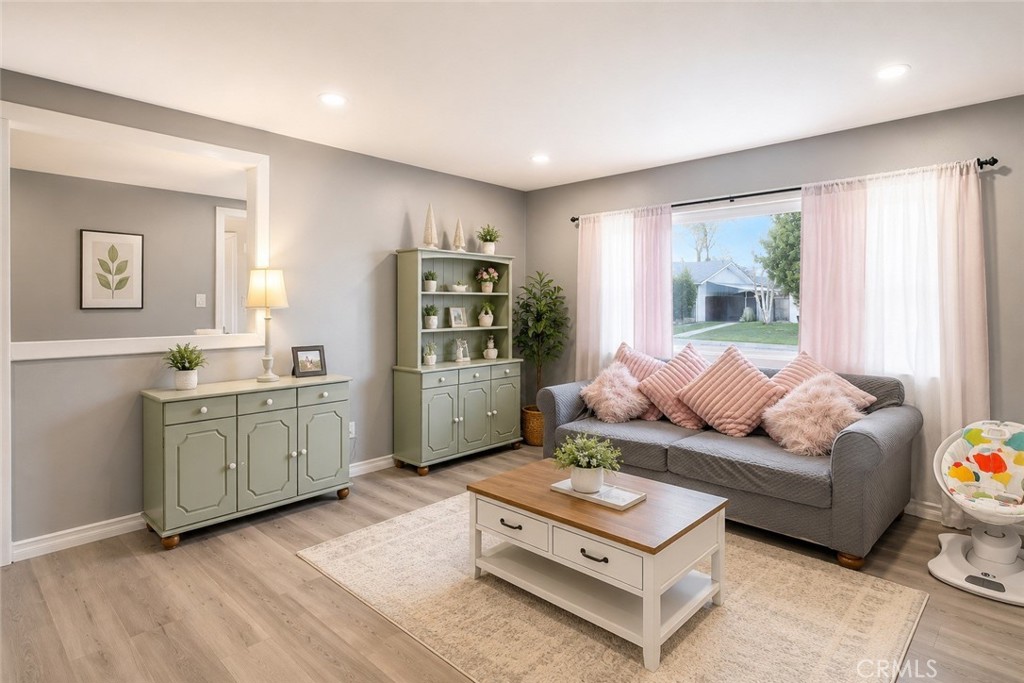 2255 Fig Street Simi Valley, CA 93063 - Photo 15 of 22