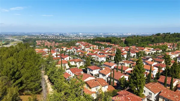 $1,899,000 | 82 Bower Tree, Irvine, CA 92603