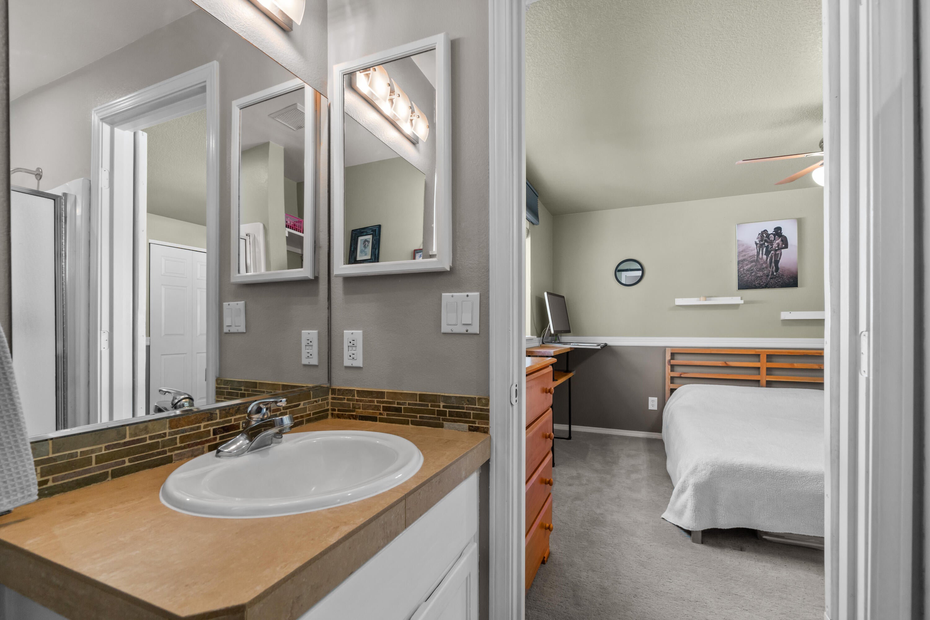 20764 Amber Way Bend, OR 97701 - Photo 13 of 34 13