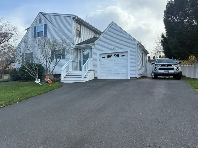 $359,900 | 83 Meadowbrook Drive, Bristol, CT 06010