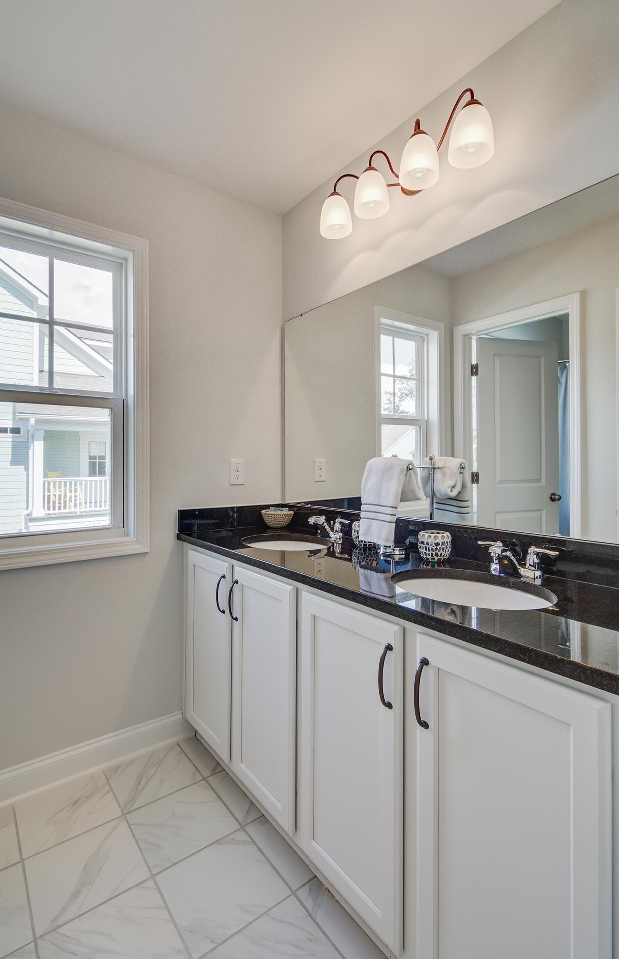 1459 Red Tide Road Mount Pleasant, SC 29466 - Photo 13 of 29 Guest bath