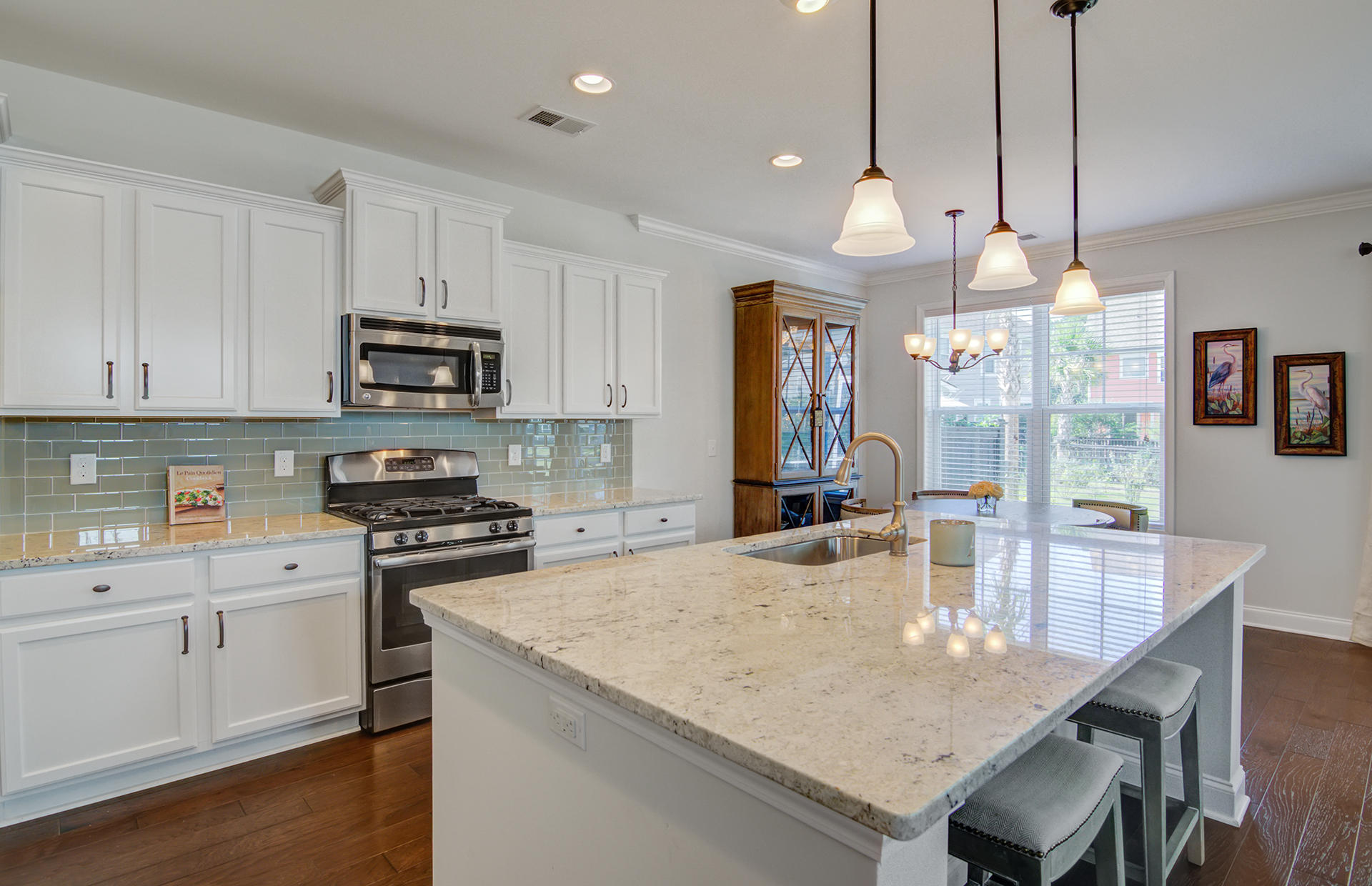 1459 Red Tide Road Mount Pleasant, SC 29466 - Photo 3 of 29 Kitchen