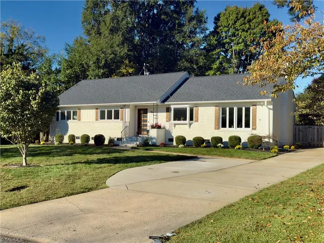 $595,900 | 529 Idlewild Avenue, Greensboro, NC 27410