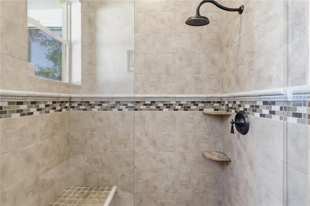 677 Buckhaven Loop Ocoee, FL 34761 - Photo 26 of 41 a close view of a shower in a bathroom