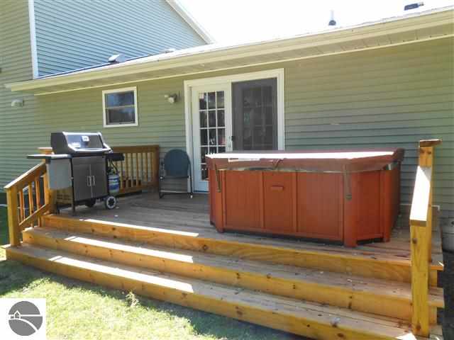 3727 South Shepherd Road Mount Pleasant, MI 48858 - Photo 21 of 24 1747789-20.JPG