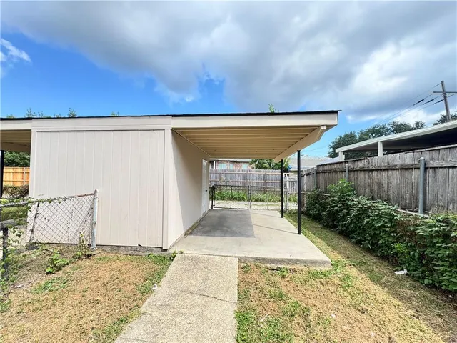 $1,500 | 309 10th Street, New Orleans, LA 70124