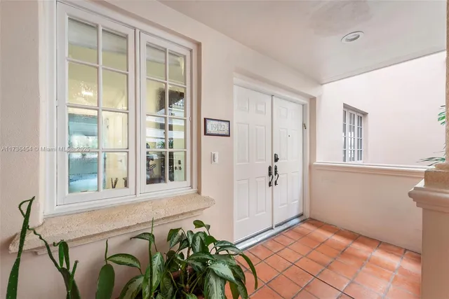 $28,000 | 19122 Fisher Island Drive, Unit 19122, Miami Beach, FL 33109