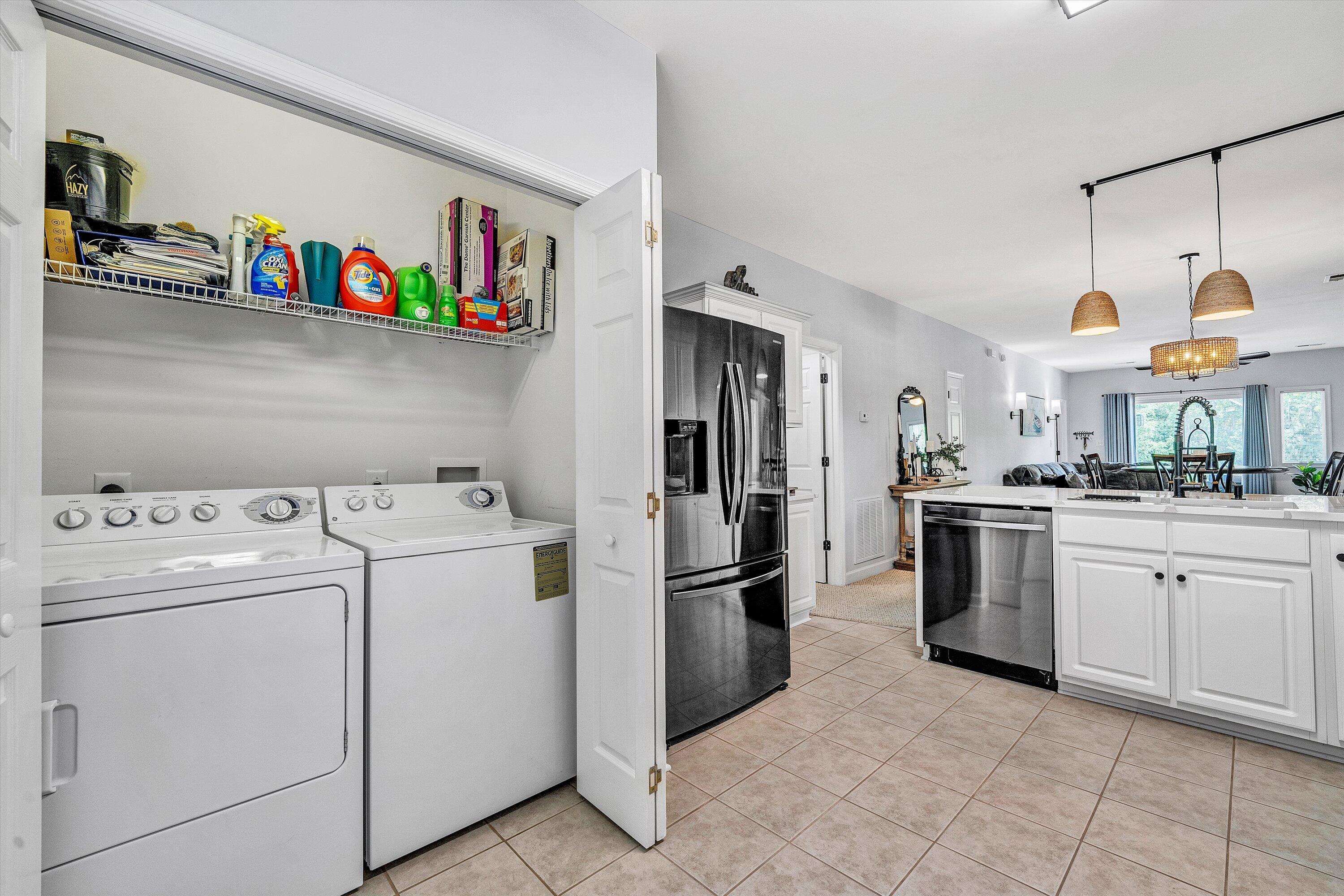 1209 Mariners Way, Unit 72 Huddleston, VA 24104 - Photo 15 of 57 12-SGM-22