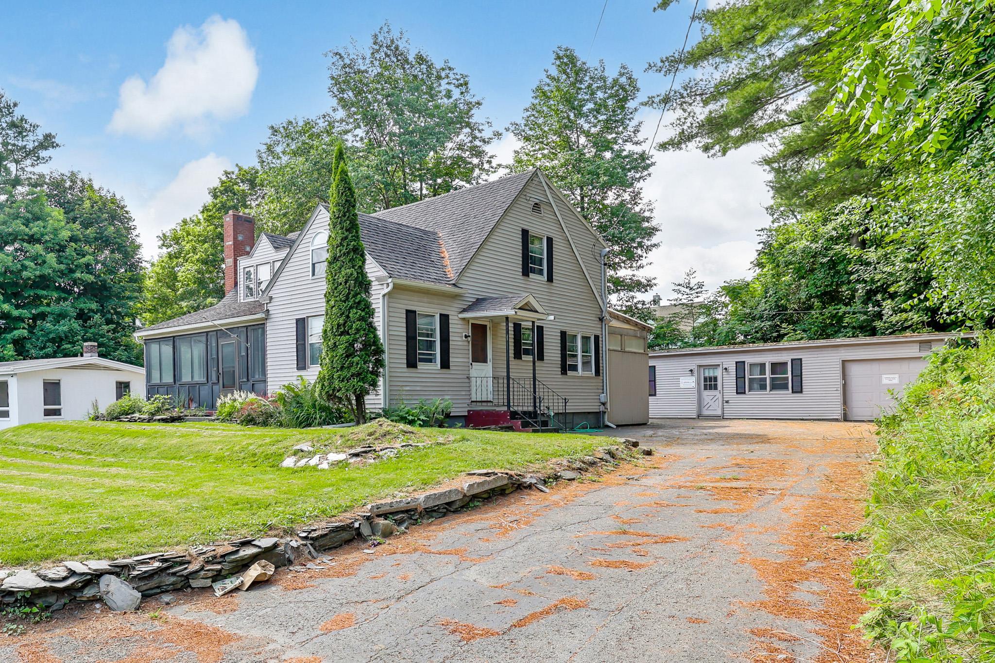 63 Highland Avenue Newport, VT 05855 - Photo 2 of 45