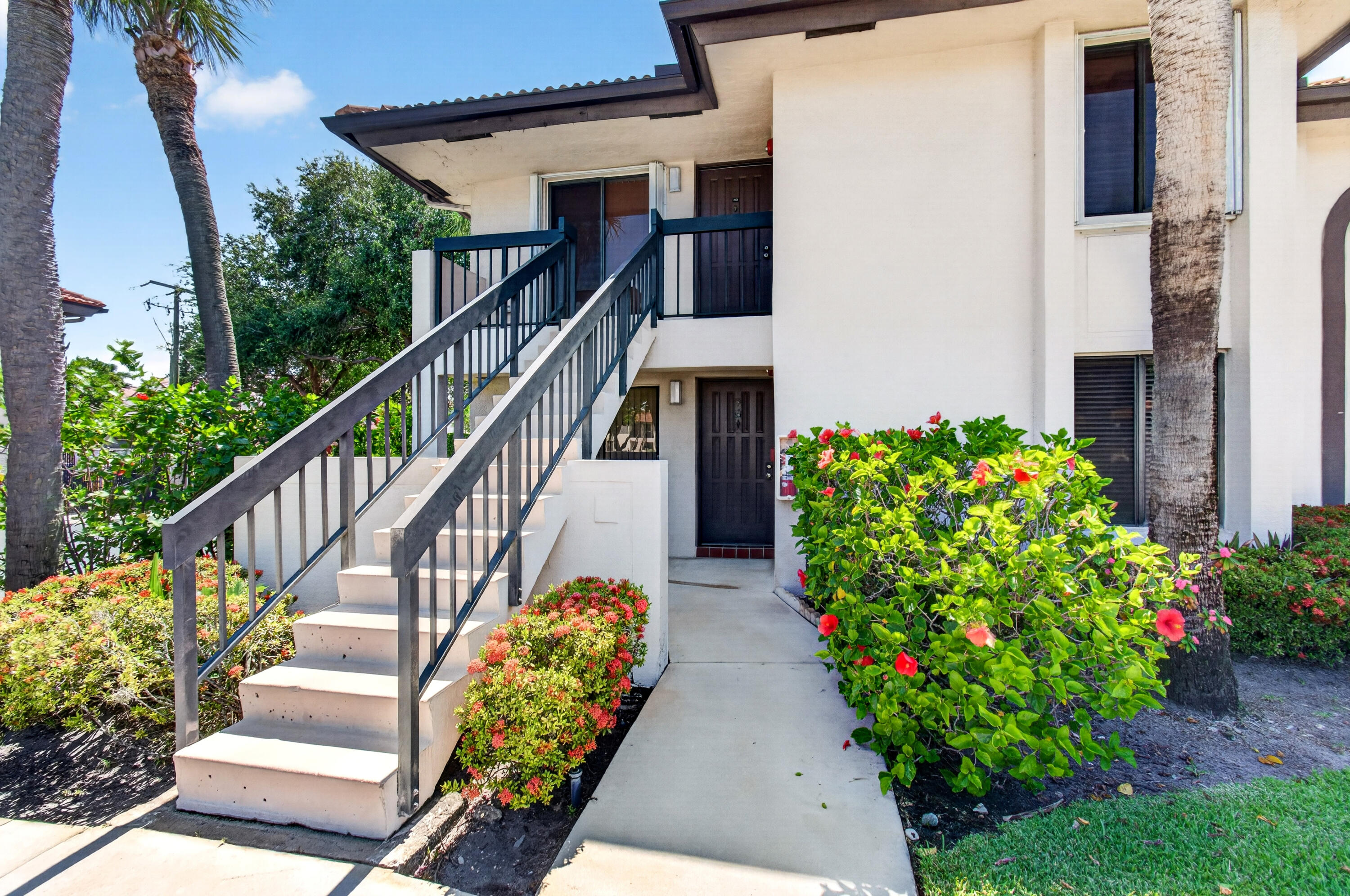 351 Club Circle, Unit 101 Boca Raton, FL 33487 - Photo 4 of 55 4-print-DSC_8670