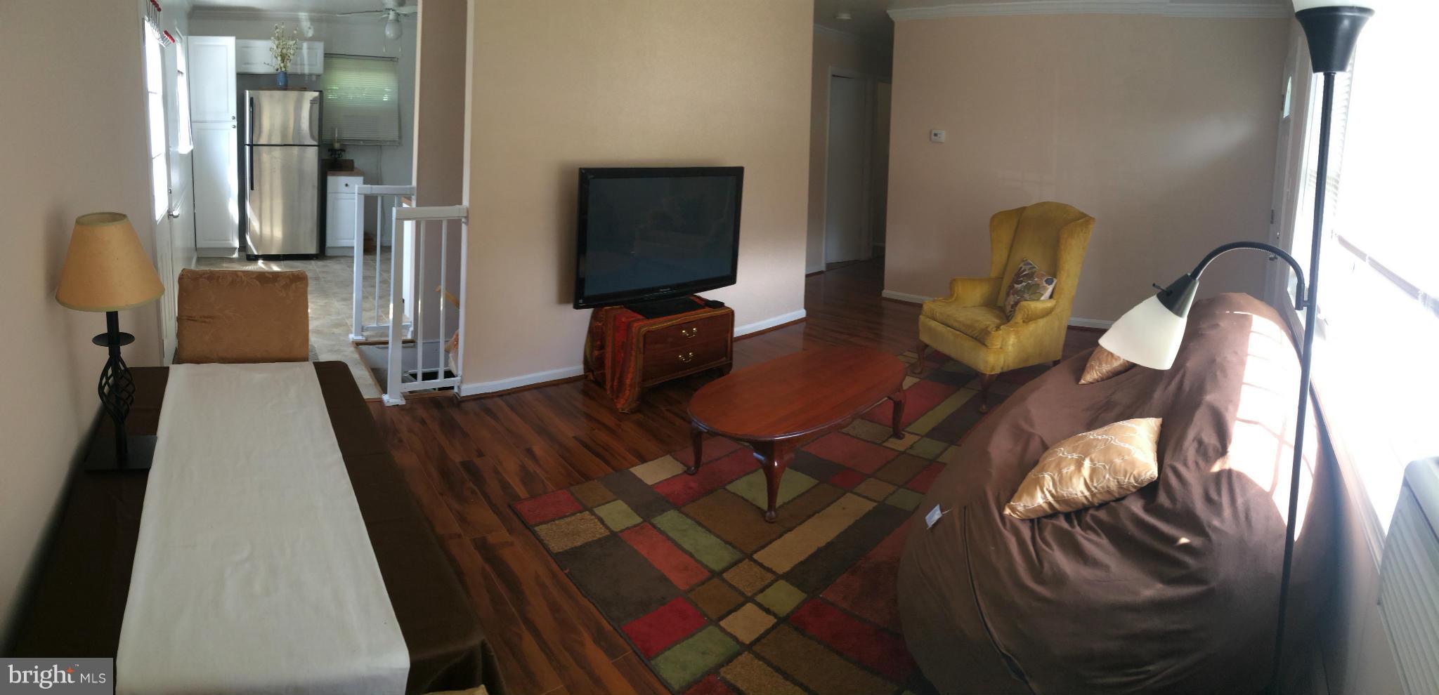 317 Leyton Road Reisterstown, MD 21136 - Photo 4 of 17 Living Room
