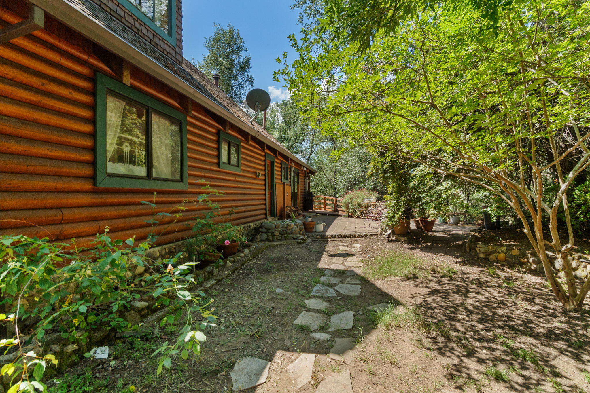 9728 Deschutes Road Palo Cedro, CA 96073 - Photo 42 of 69 Side of House