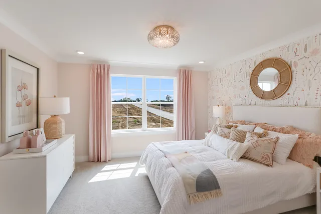 $874,365 | 24 Hawthorn Rdg Drive, Hawthorn Woods, IL 60047