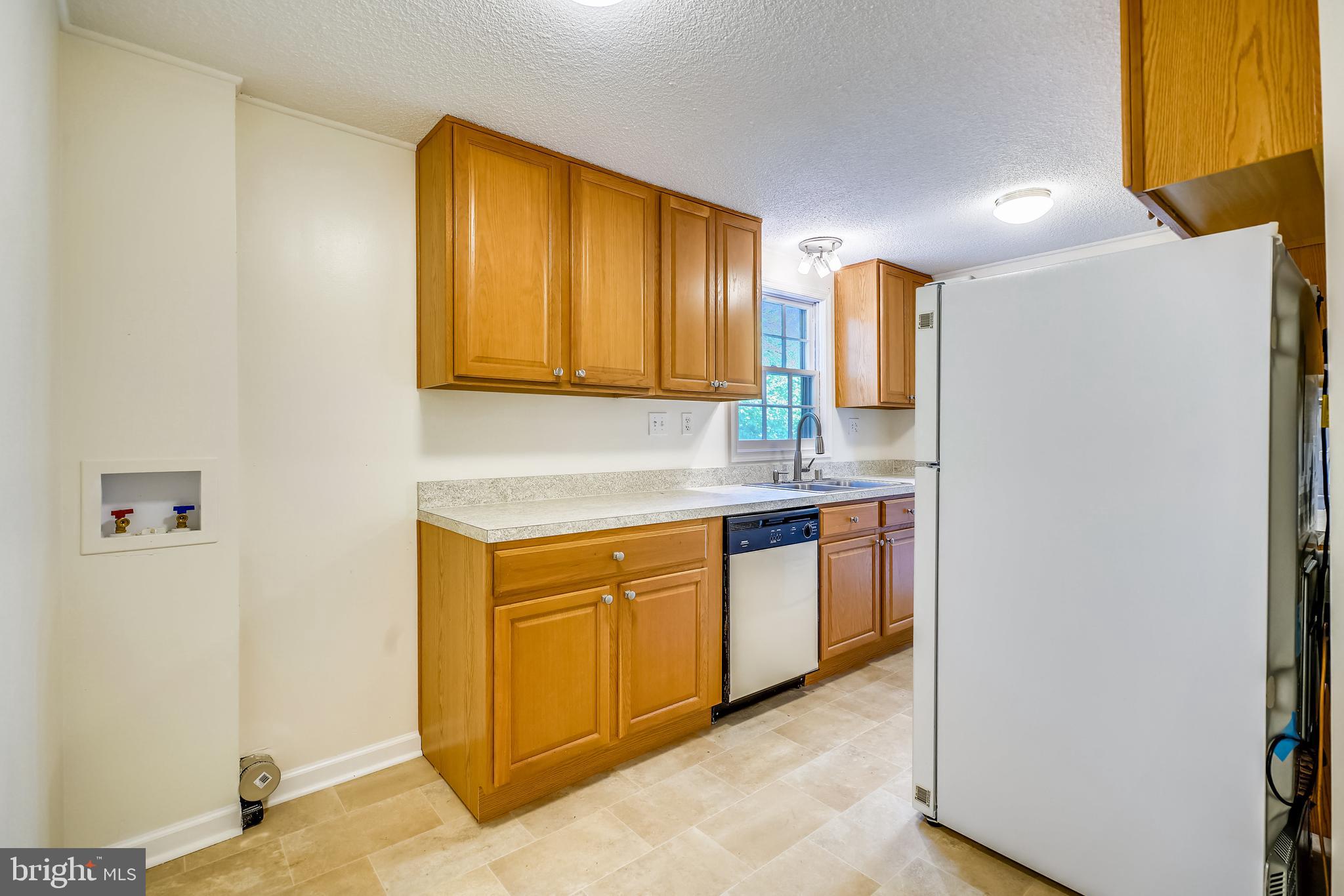 15702 Bond Mill Road Laurel, MD 20707 - Photo 8 of 37 Kitchen w/laundry hookup or 2nd hookup in basement