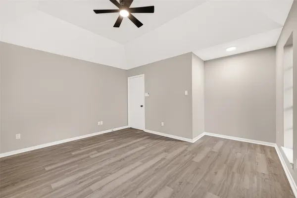 $2,400 | 4906 Pleasure Lake Lane, Willis, TX 77318