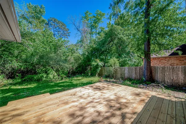 $2,400 | 4906 Pleasure Lake Lane, Willis, TX 77318