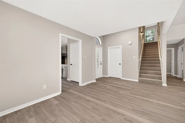 $2,400 | 4906 Pleasure Lake Lane, Willis, TX 77318