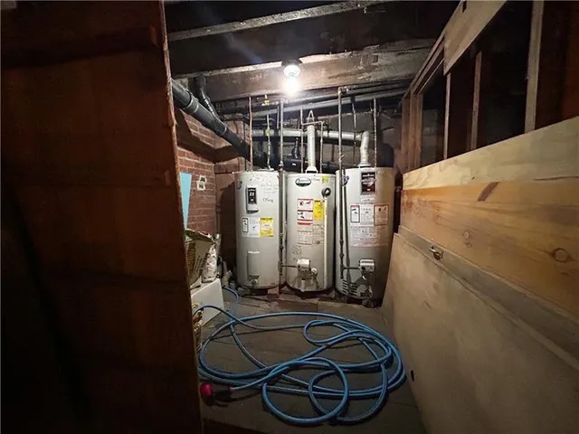 $325,000 | 219 Brownsville Road, Pittsburgh, PA 15210