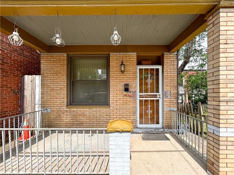 219 Brownsville Road Pittsburgh, PA 15210 - Photo 4 of 30