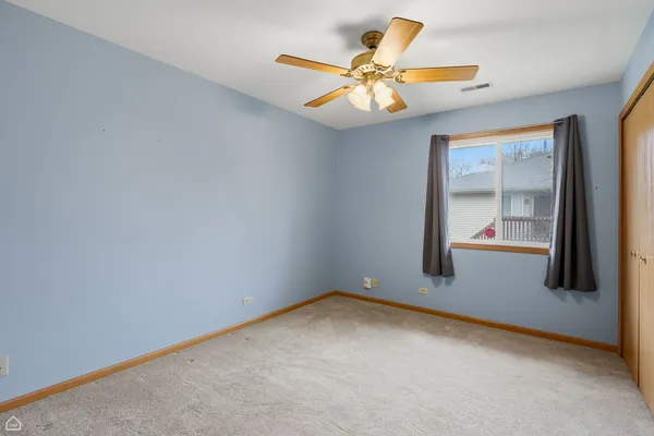 $2,100 | 490 Westwood Court, Unit D, Crystal Lake, IL 60014