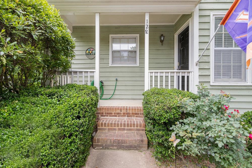 128 Shady Spring Place Durham, NC 27713 - Photo 2 of 18 Photo 2