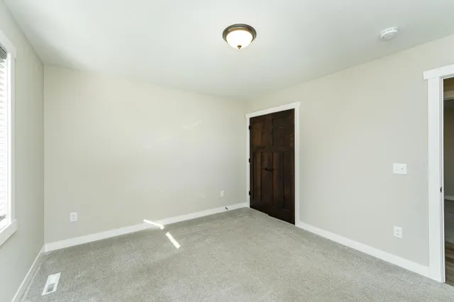 $389,900 | 615 7th Avenue Northeast, Plainview, MN 55964