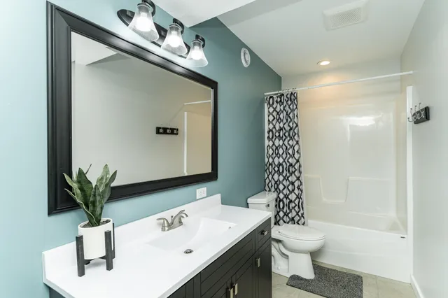 $389,900 | 615 7th Avenue Northeast, Plainview, MN 55964