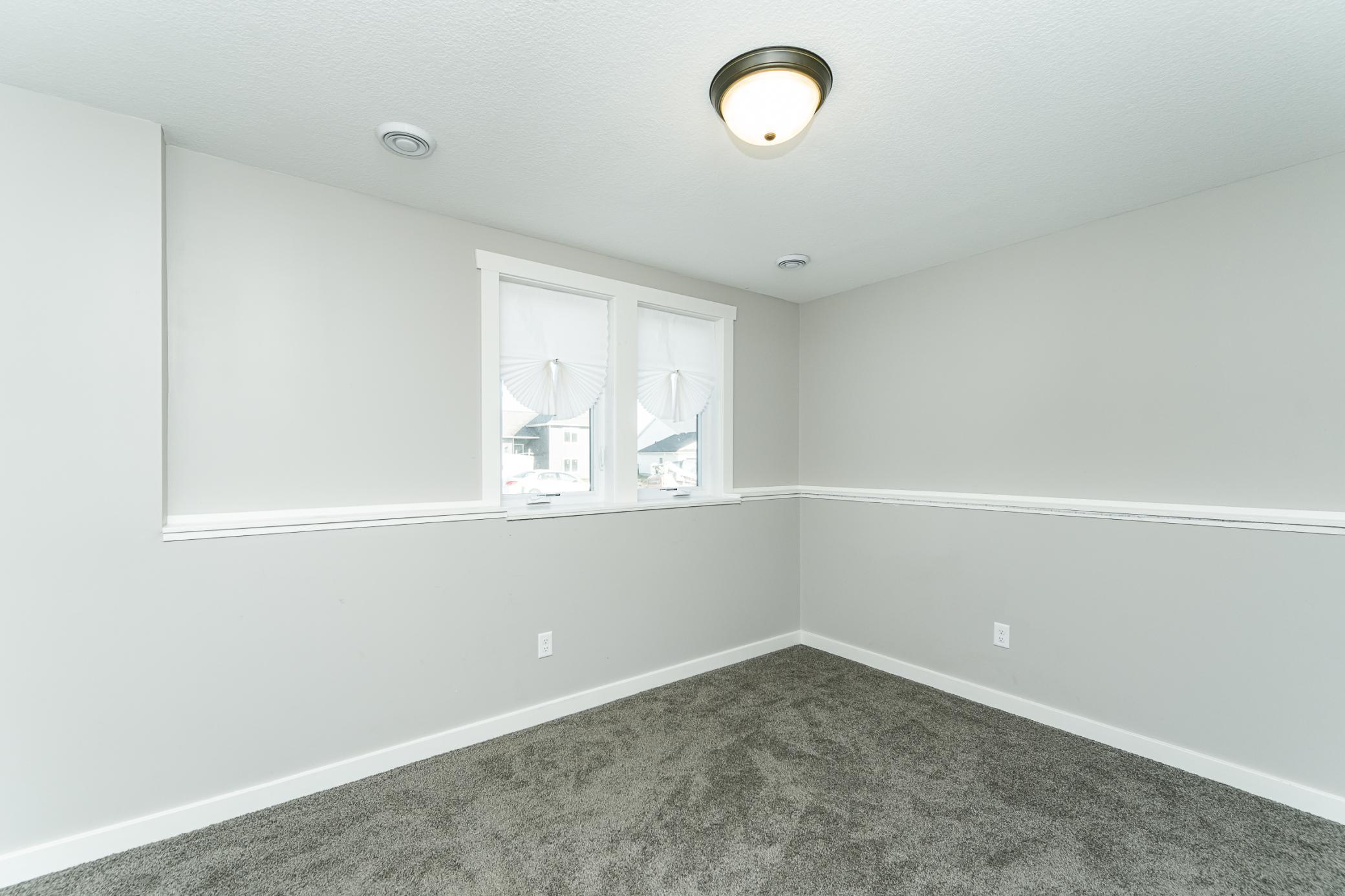 615 7th Avenue Northeast Plainview, MN 55964 - Photo 29 of 36