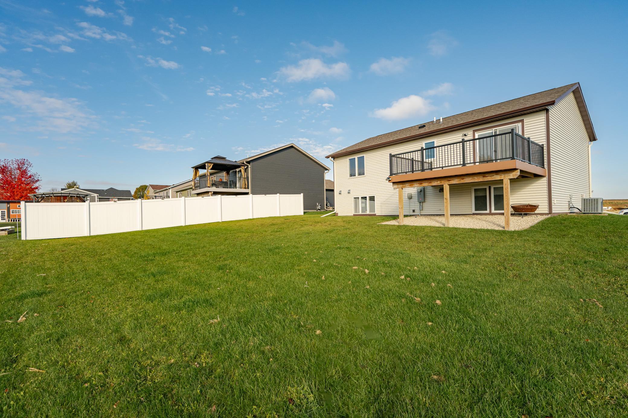 615 7th Avenue Northeast Plainview, MN 55964 - Photo 35 of 36