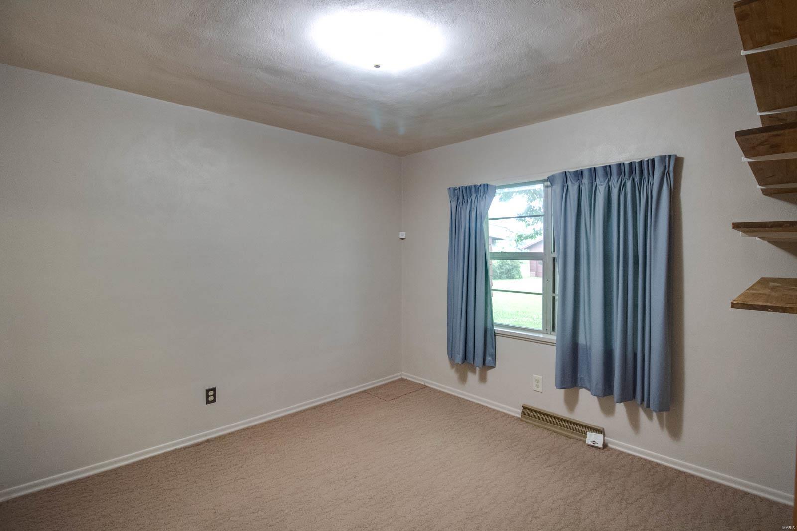 7024 North Humbert Road Godfrey, IL 62035 - Photo 15 of 40