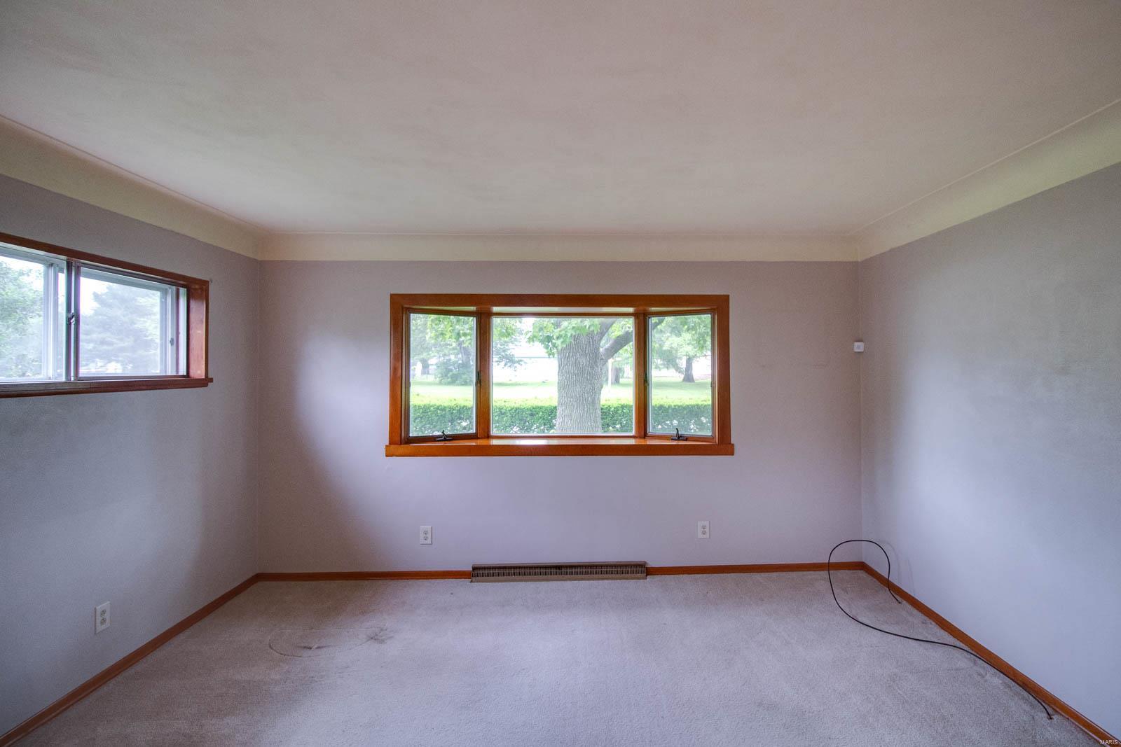 7024 North Humbert Road Godfrey, IL 62035 - Photo 8 of 40