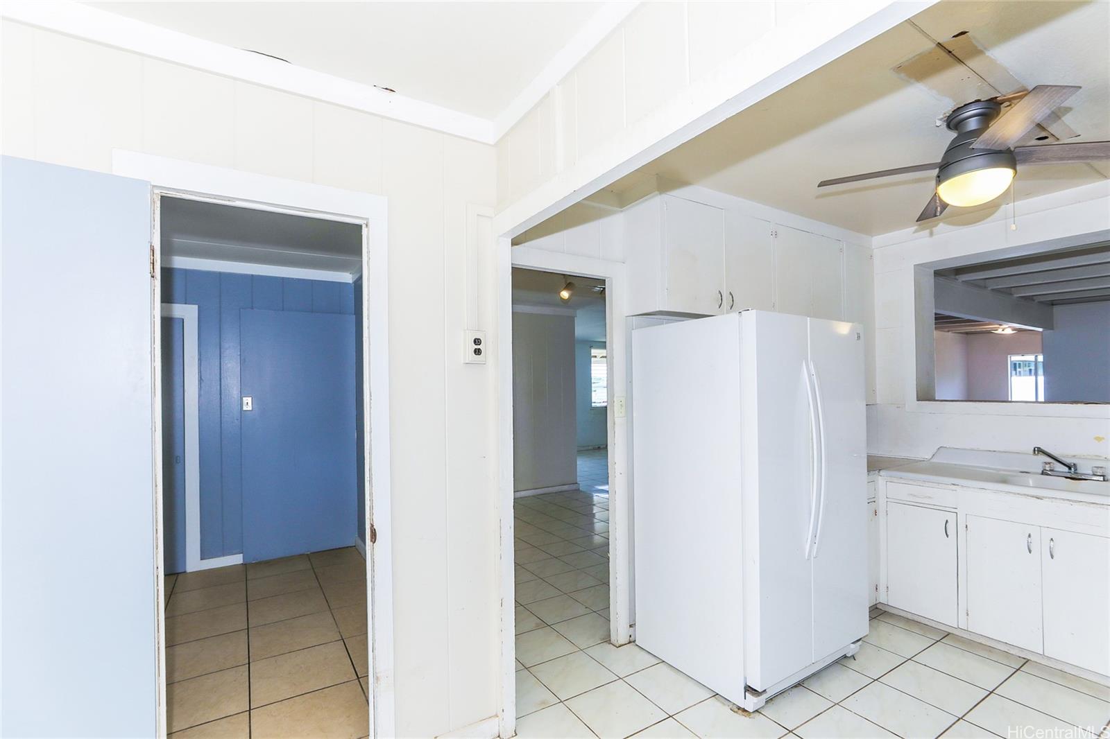 5670 Opihi Street Honolulu, HI 96821 - Photo 11 of 25