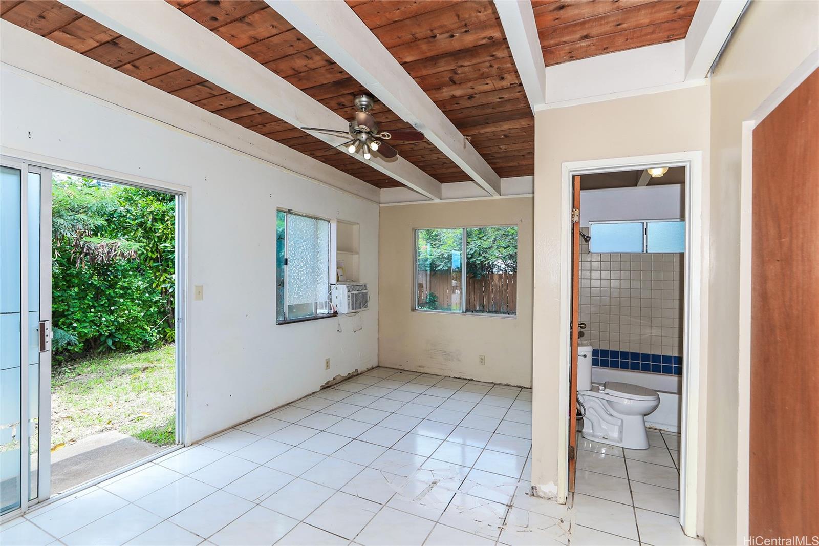 5670 Opihi Street Honolulu, HI 96821 - Photo 12 of 25