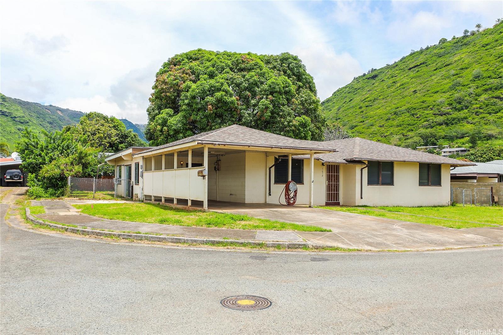 5670 Opihi Street Honolulu, HI 96821 - Photo 2 of 25