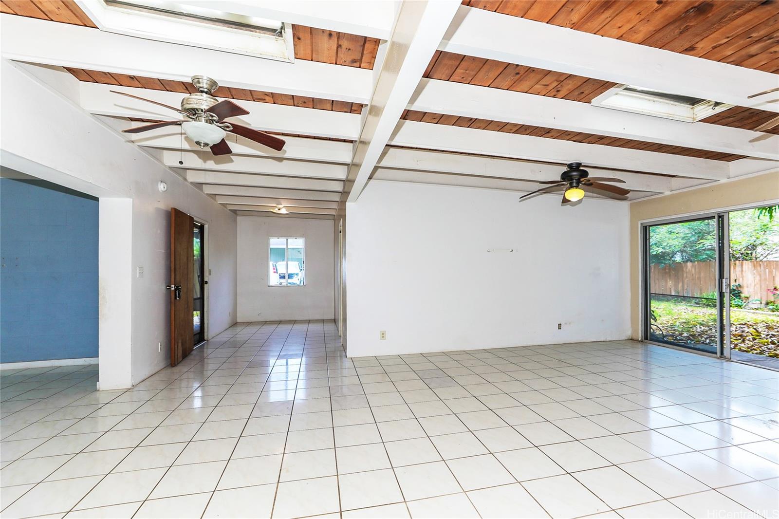 5670 Opihi Street Honolulu, HI 96821 - Photo 6 of 25