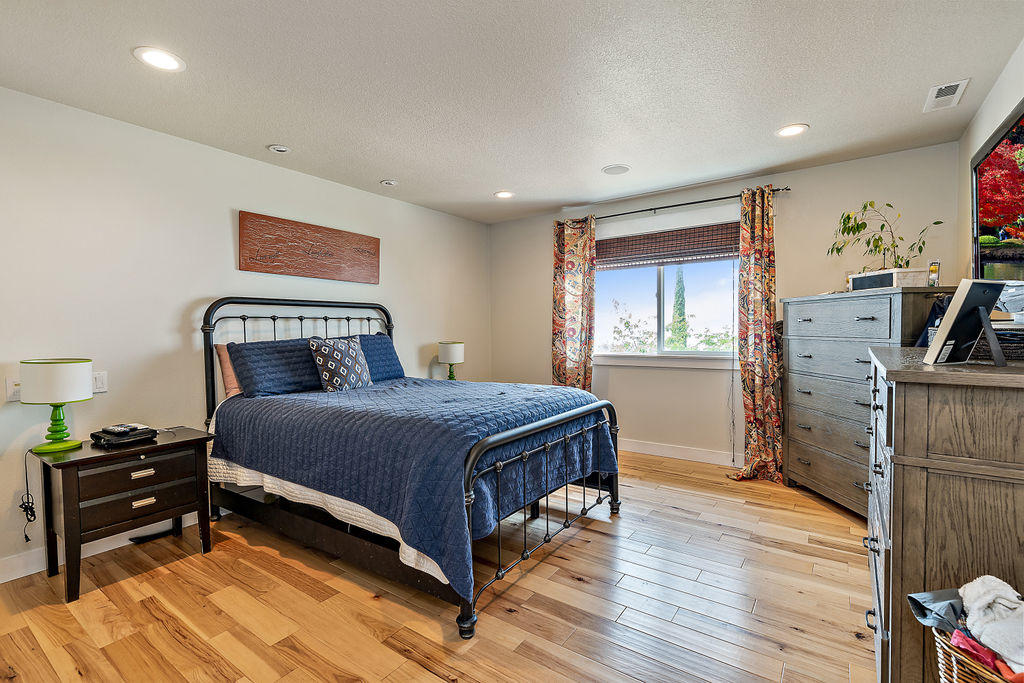3560 Dodson Road Medford, OR 97504 - Photo 14 of 25 DR(28)