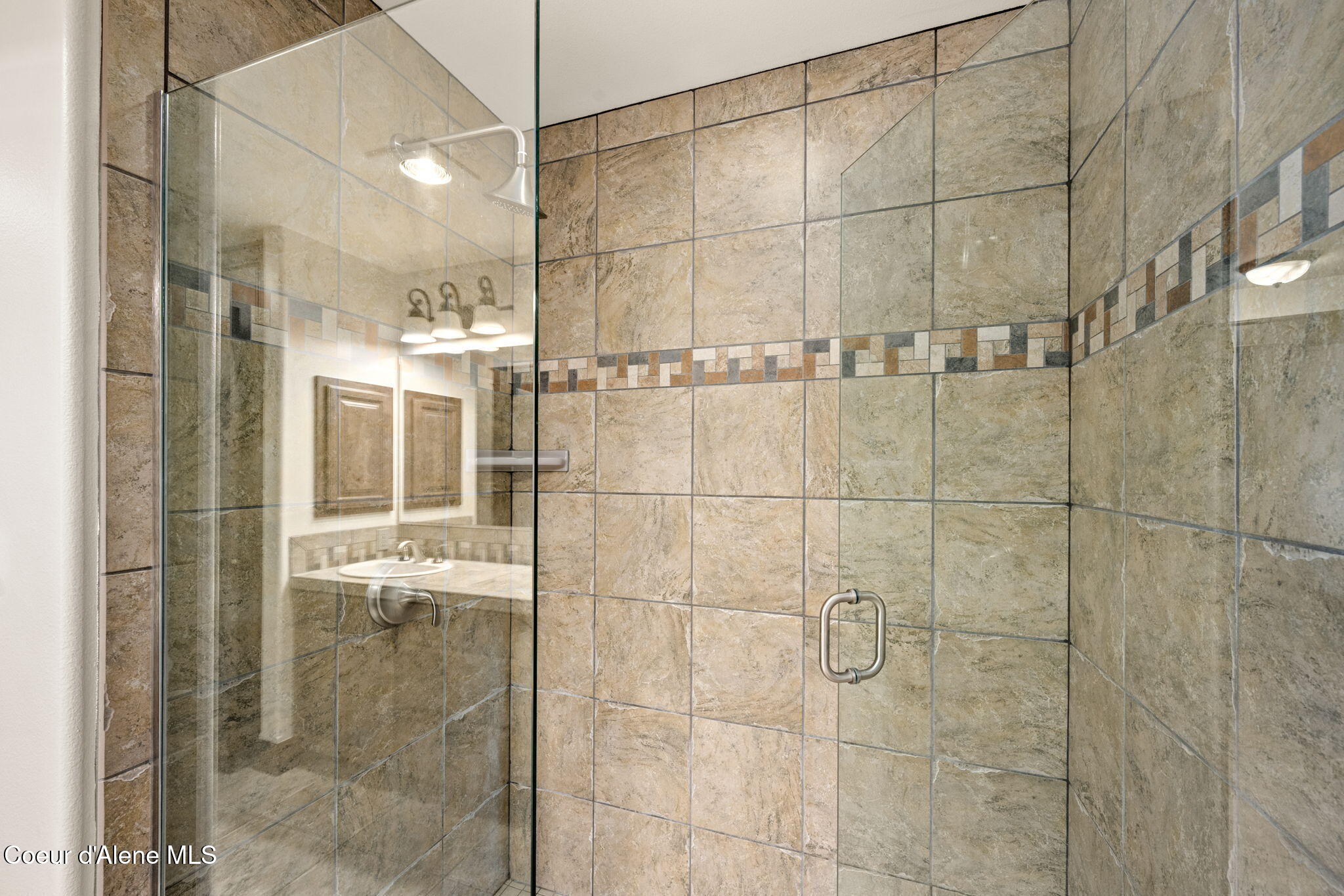 2050 North Main Street, Unit 202 Coeur D'Alene, ID 83814 - Photo 13 of 28 Mud set tile shower