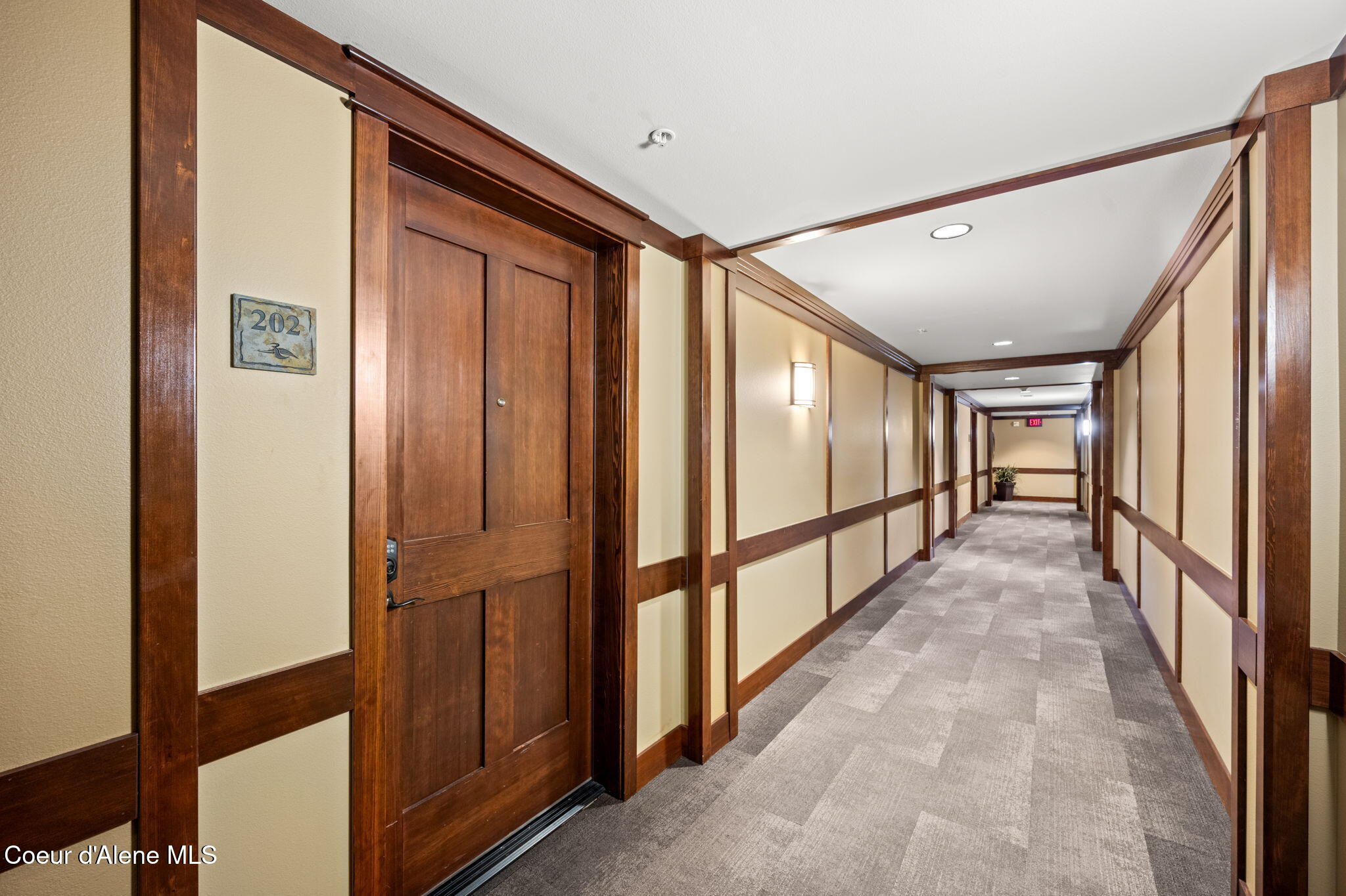 2050 North Main Street, Unit 202 Coeur D'Alene, ID 83814 - Photo 4 of 28 Front door