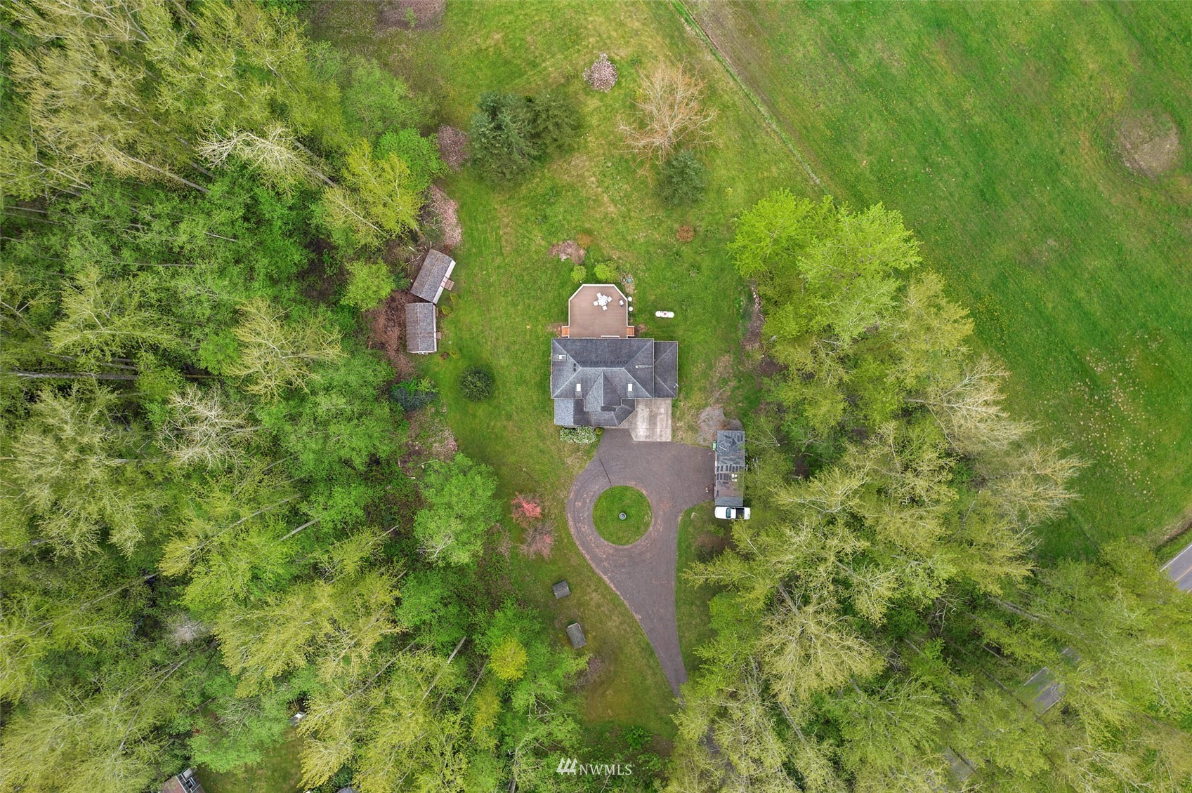 7511 Ham Road Ferndale, WA 98248 - Photo 40 of 40 a aerial view of a house with yard
