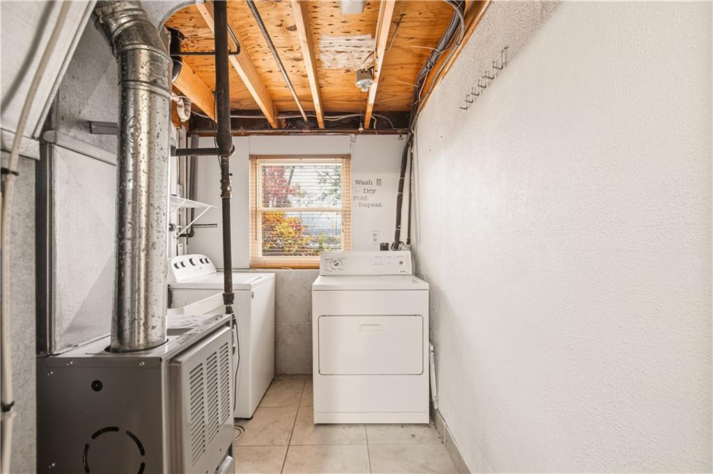 1425 Swede Hill Road Greensburg, PA 15601 - Photo 24 of 42 a utility room with dryer and washer