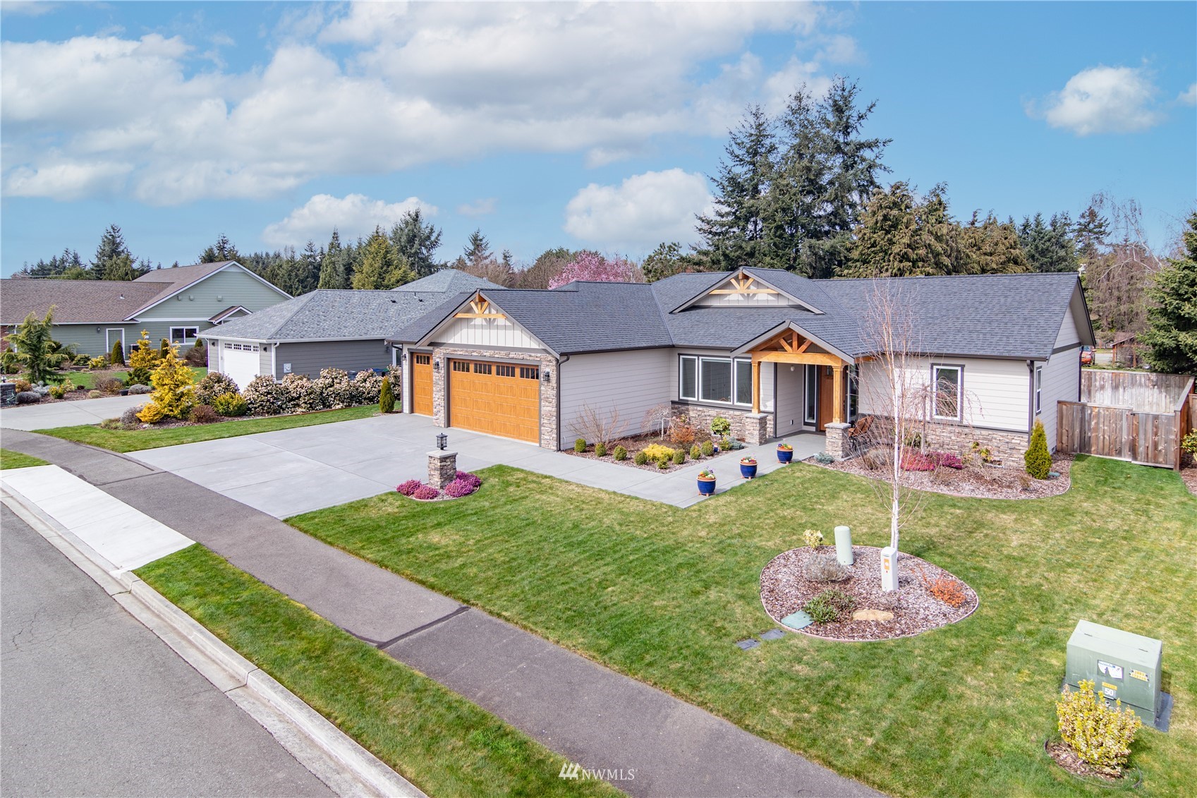 130 Royal Loop Sequim, WA 98382 - Photo 7 of 36 Gallery Image 7