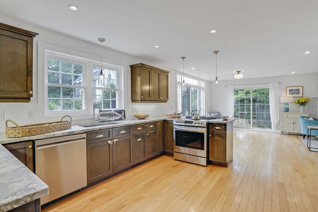 128 Spring Street Tisbury, MA 02568 - Photo 11 of 38