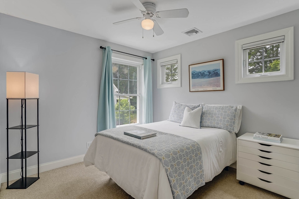 128 Spring Street Tisbury, MA 02568 - Photo 20 of 38