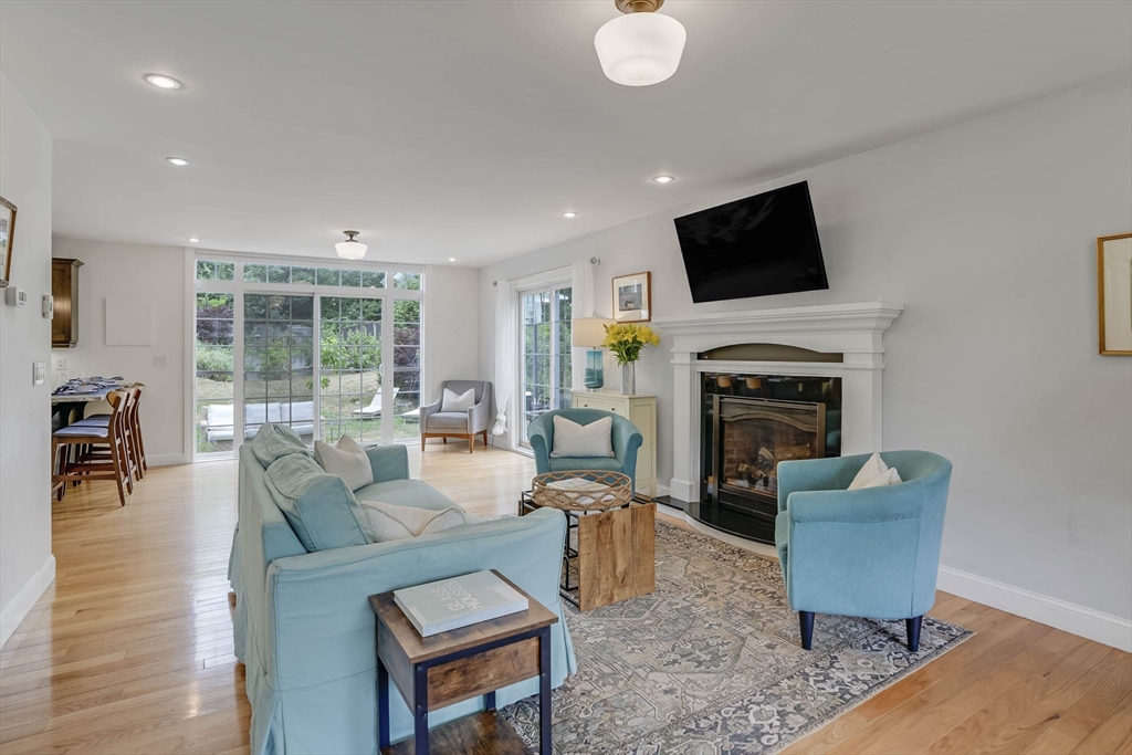 128 Spring Street Tisbury, MA 02568 - Photo 6 of 38