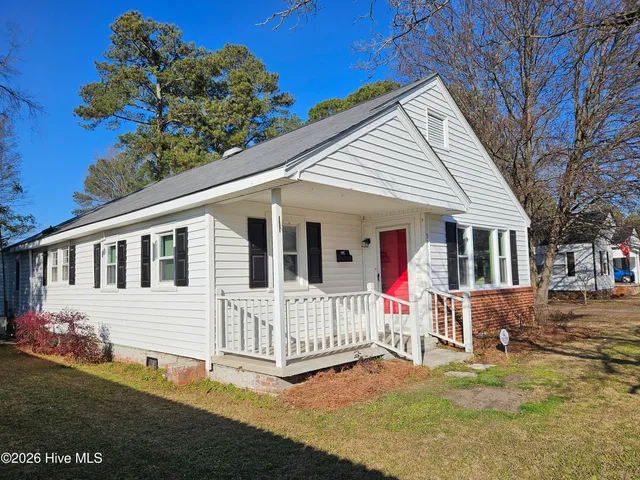 $176,000 | 511 Balsey Street, Clinton, NC 28328