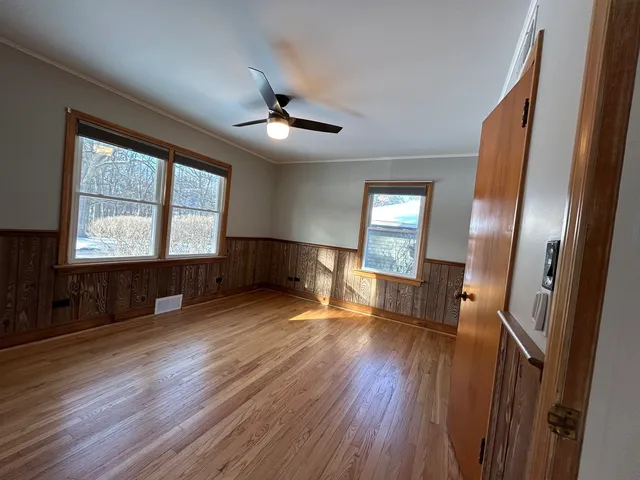 $2,300 | 807 Elm Avenue, Geneva, IL 60134