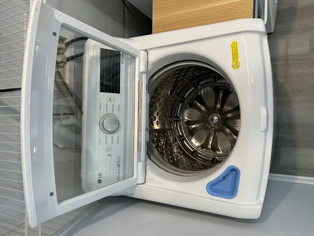 $2,300 | 807 Elm Avenue, Geneva, IL 60134