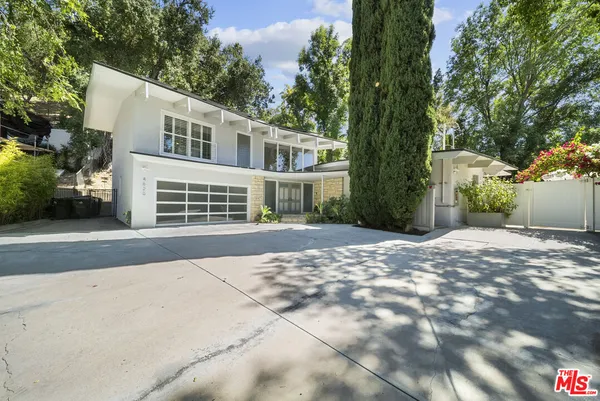 $11,995 | 4620 Balboa Avenue, Encino, CA 91436